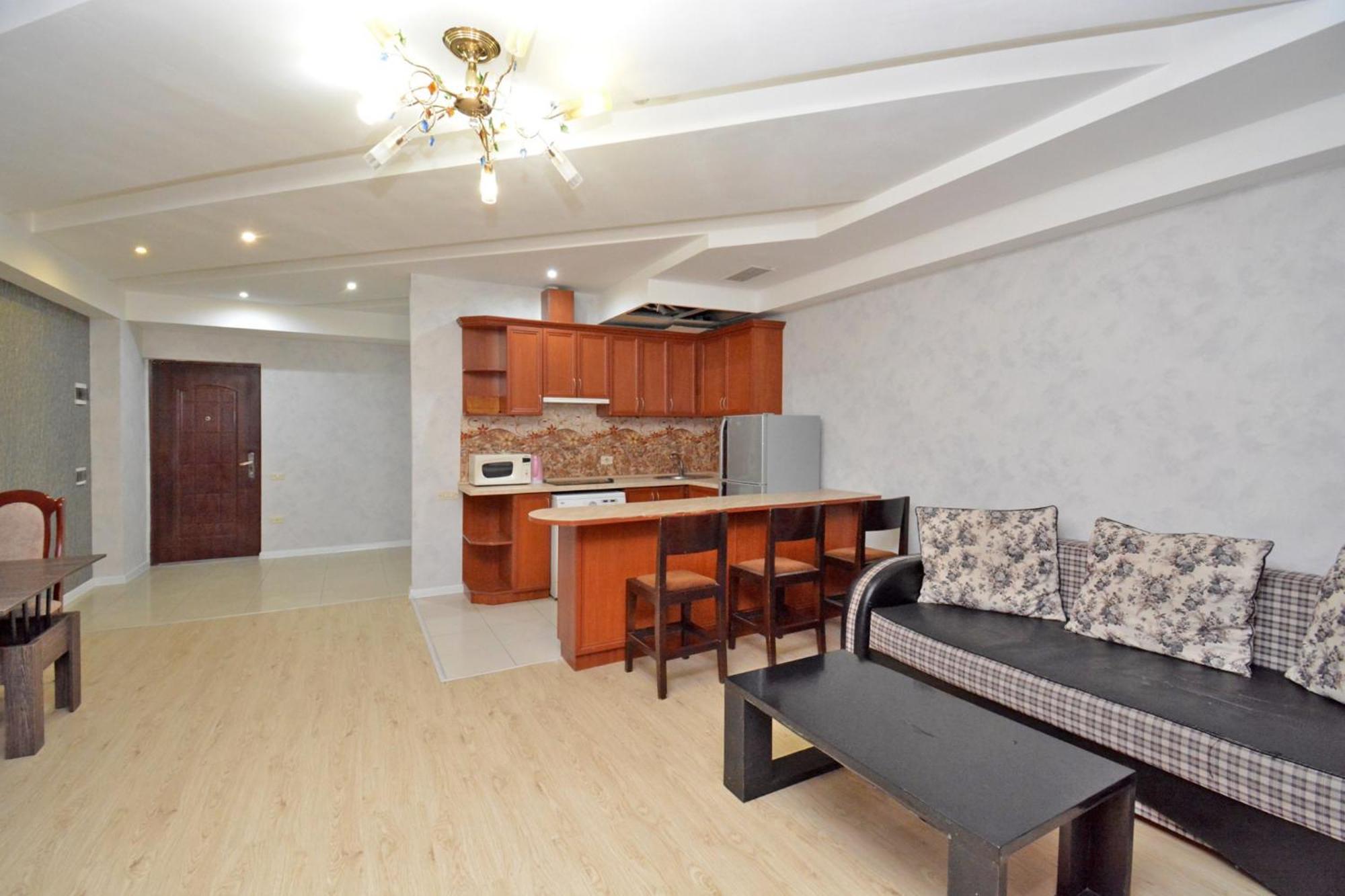 Apartment In Abovyan Street, 예레반 외부 사진